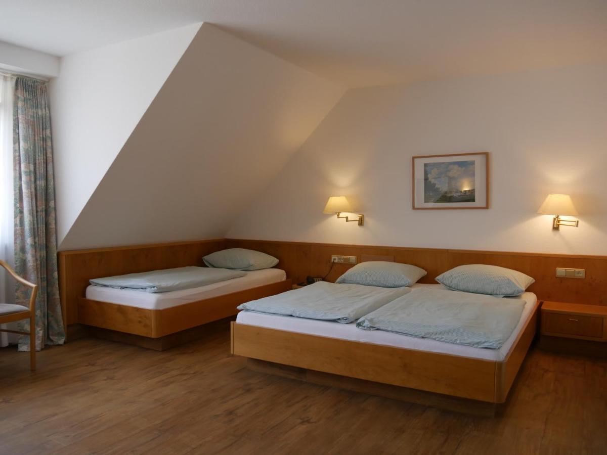 Landgasthof Adler Ohg Künzelsau Buitenkant foto