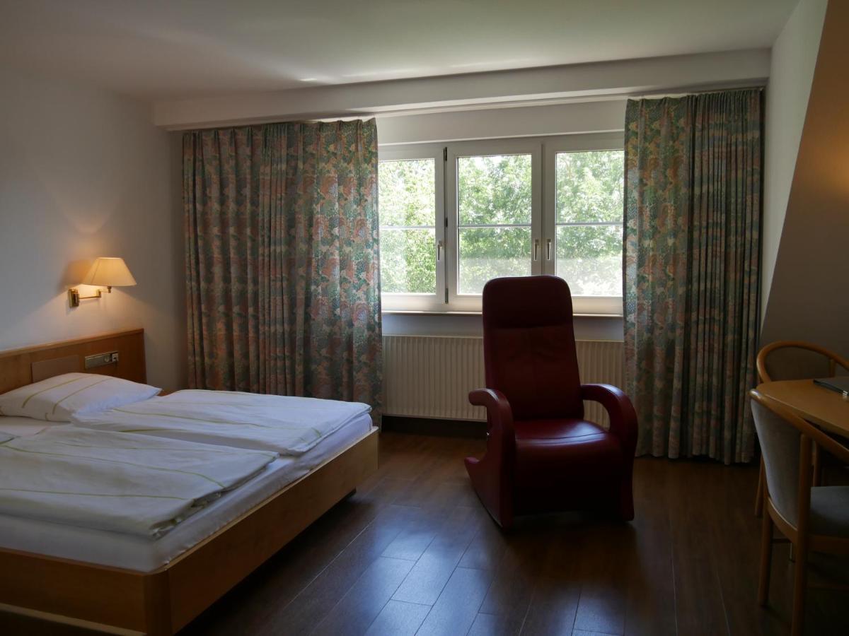 Landgasthof Adler Ohg Künzelsau Buitenkant foto
